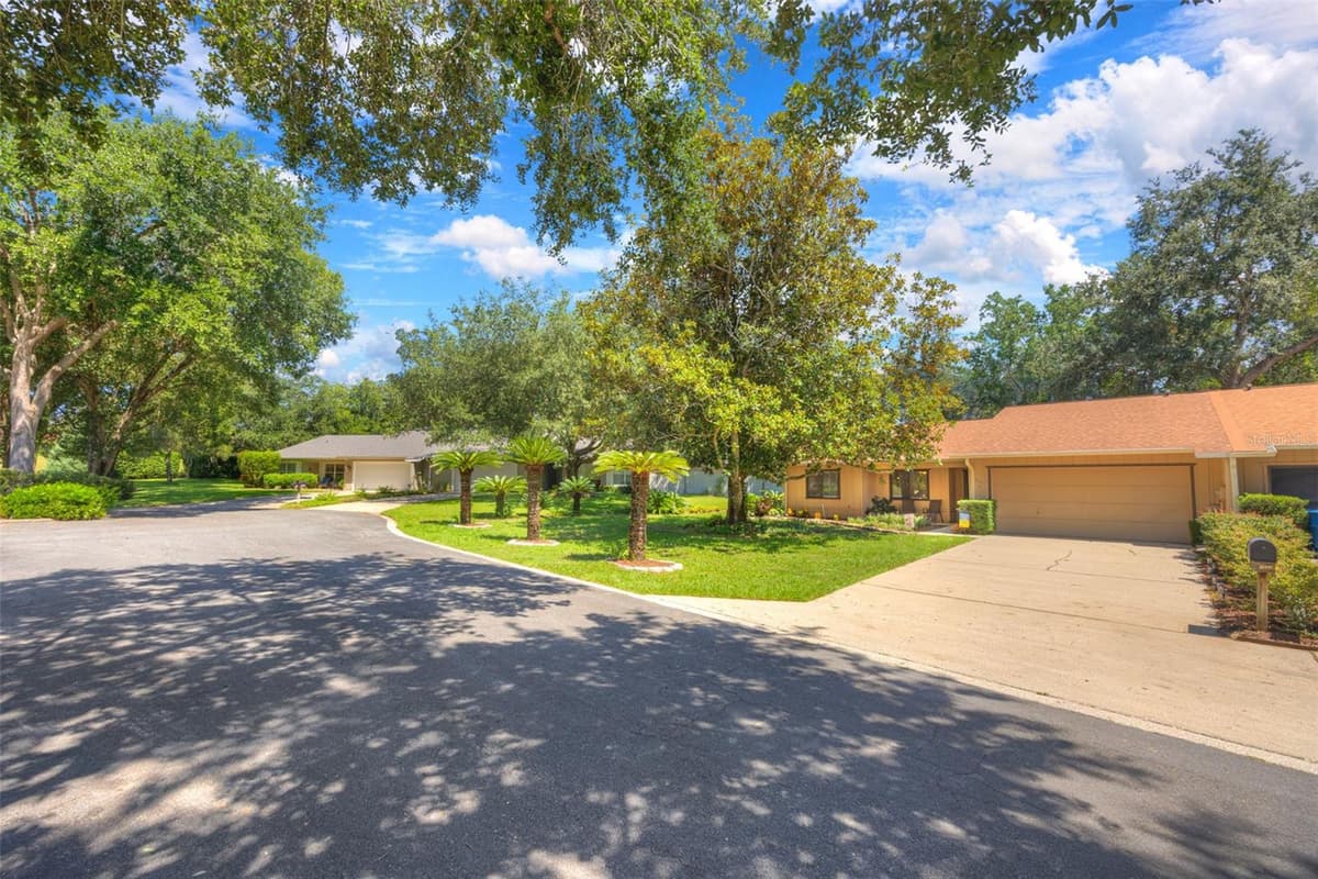 1055 VILLAGE GREEN RD — photo 35 of 35