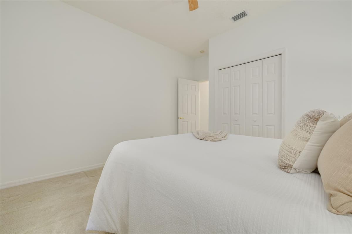 3777 DARSTON STREET — photo 18 of 33