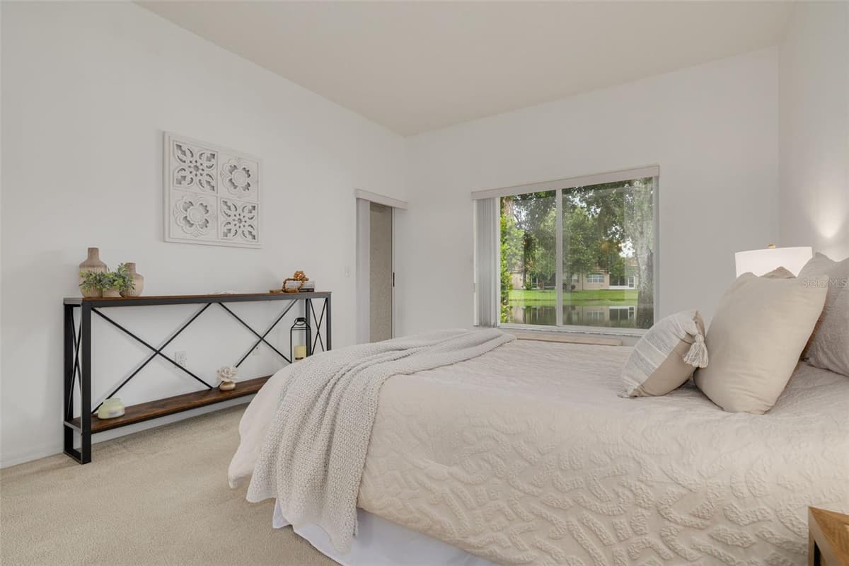 3777 DARSTON STREET — photo 11 of 33