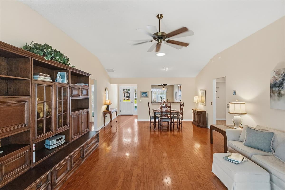 1681 SHELBURNE LANE — photo 5 of 38