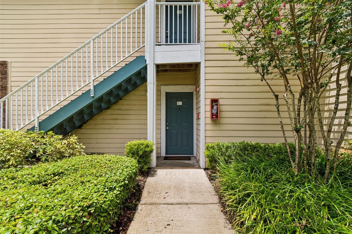 4115 CHATHAM OAK COURT — photo 10 of 76