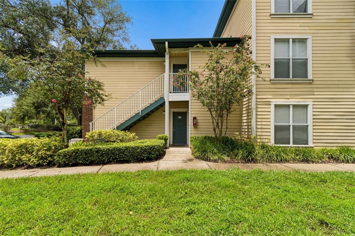 4115 CHATHAM OAK COURT — photo 9 of 76