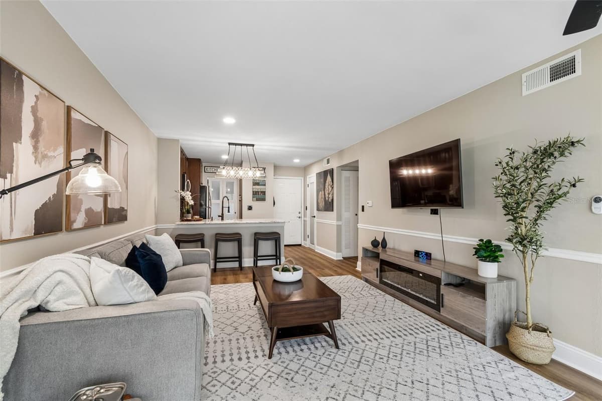 4115 CHATHAM OAK COURT — photo 5 of 76