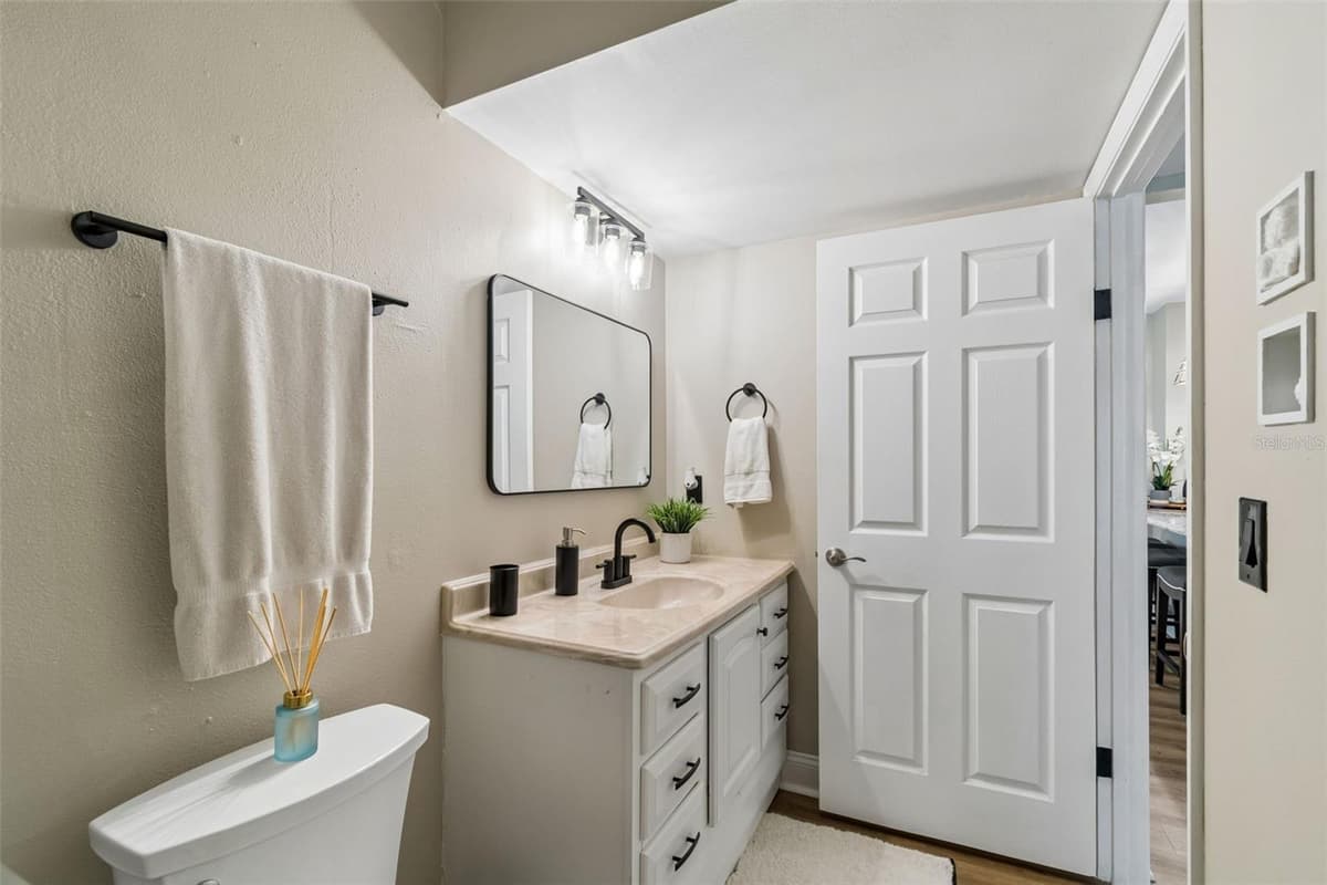 4115 CHATHAM OAK COURT — photo 33 of 76
