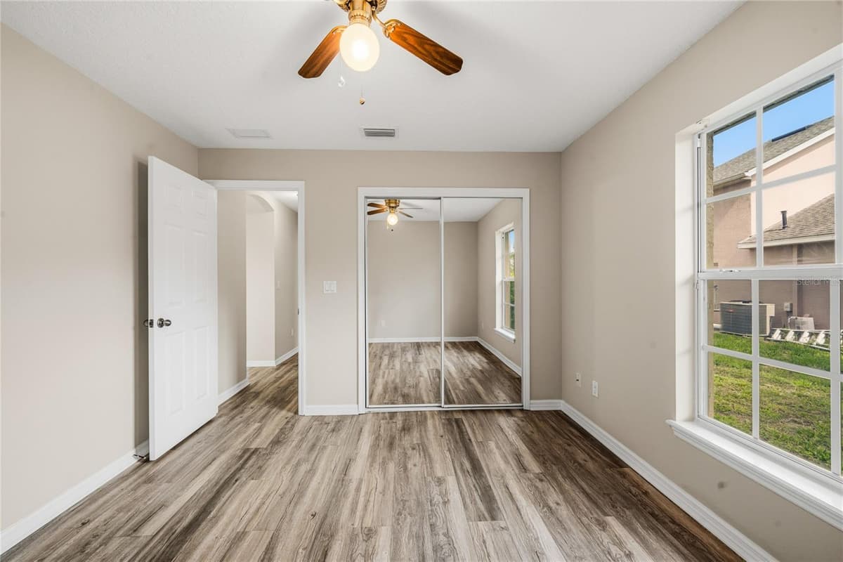 99 HOLLOW PINE DRIVE — photo 19 of 39