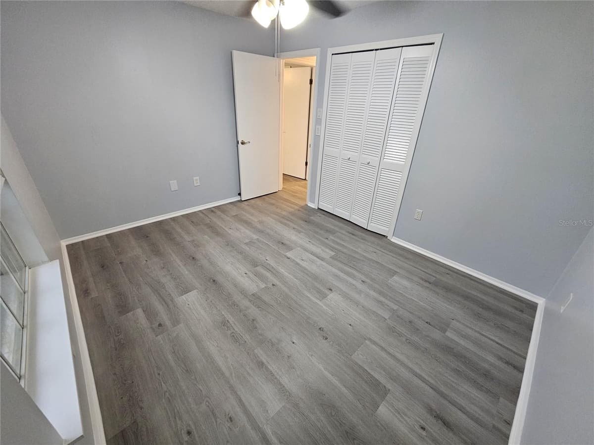 22360 SOUTHSHORE DRIVE — photo 11 of 16