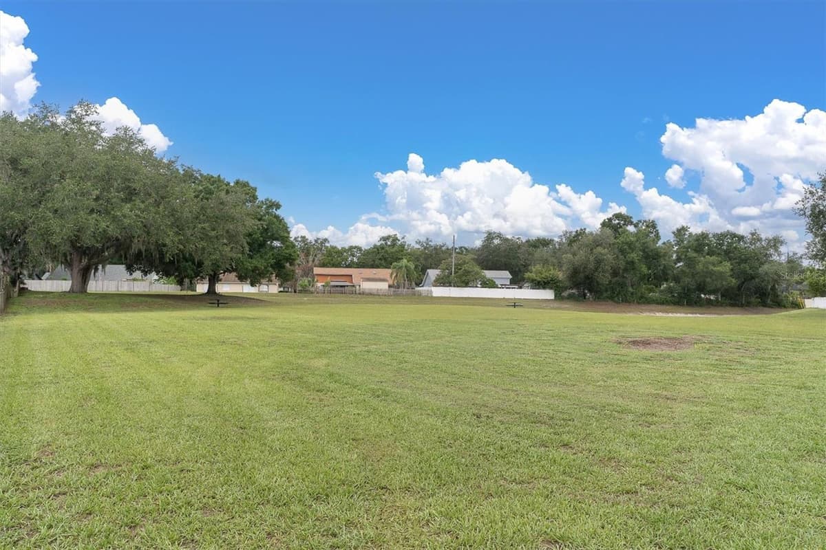 24308 LANDING DRIVE — photo 47 of 51
