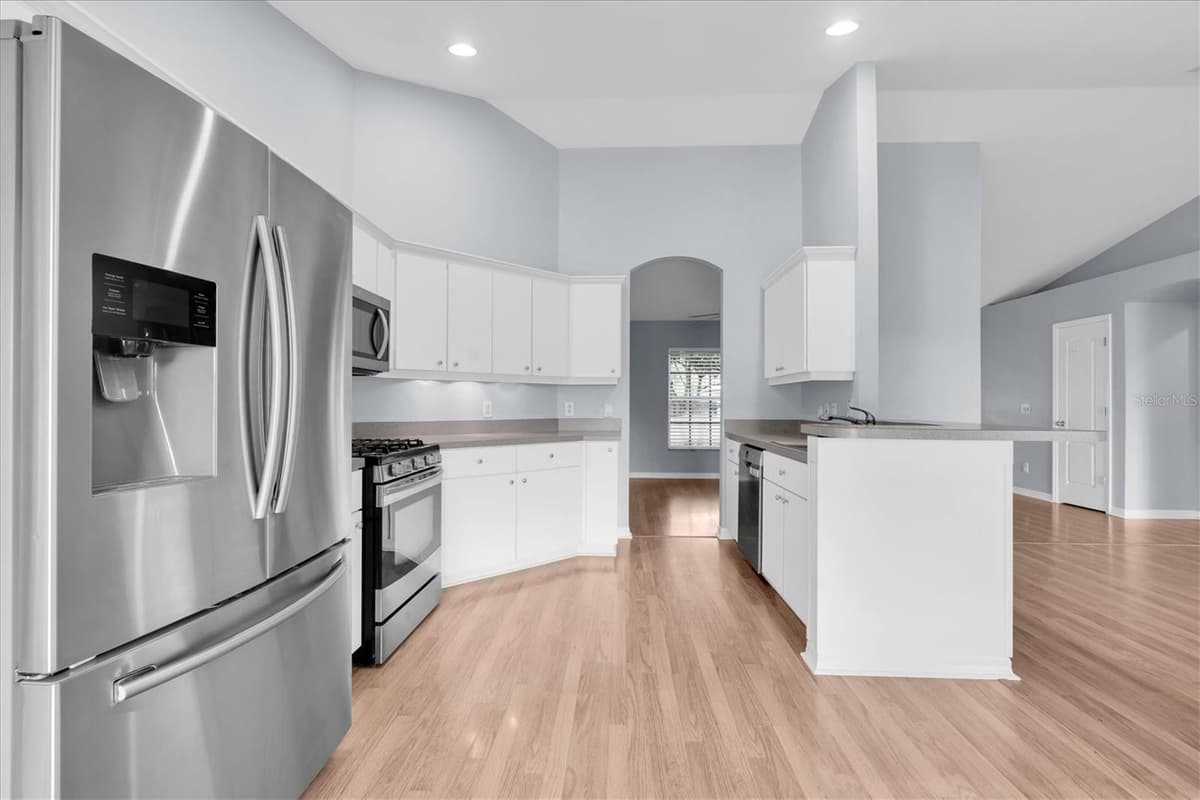24308 LANDING DRIVE — photo 13 of 51