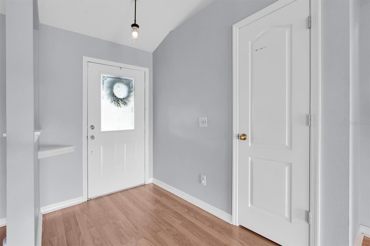24308 LANDING DRIVE — photo 3 of 51