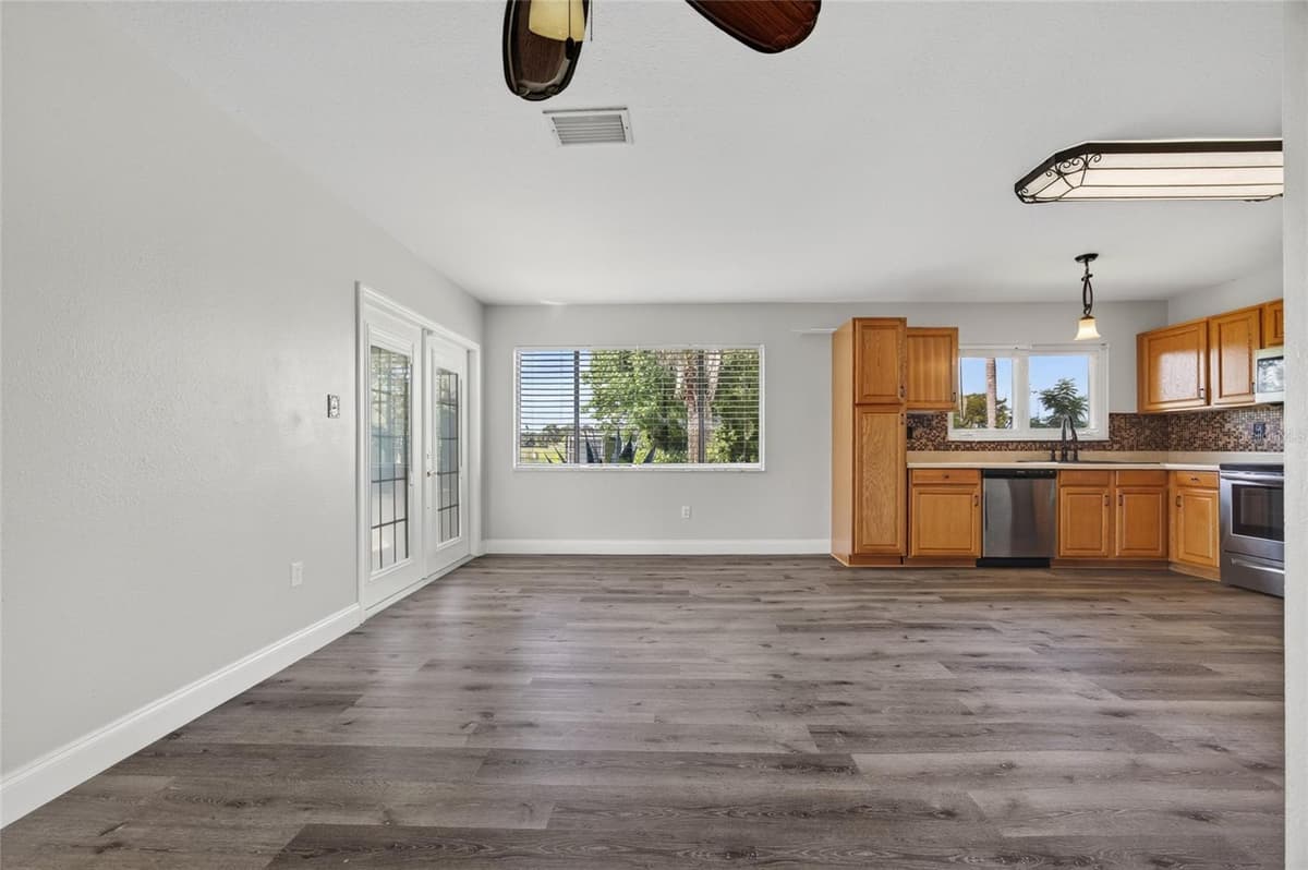 6789 MIRO COURT — photo 6 of 33