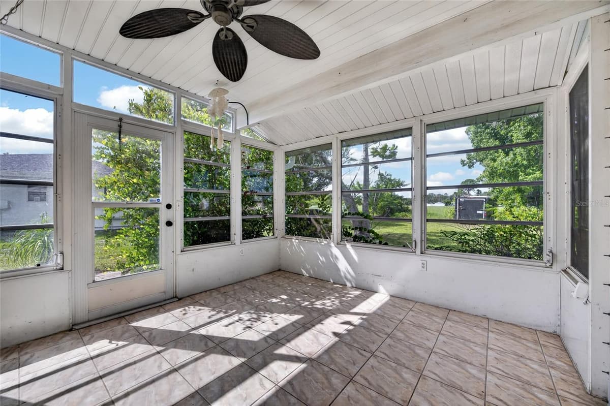 6789 MIRO COURT — photo 12 of 33