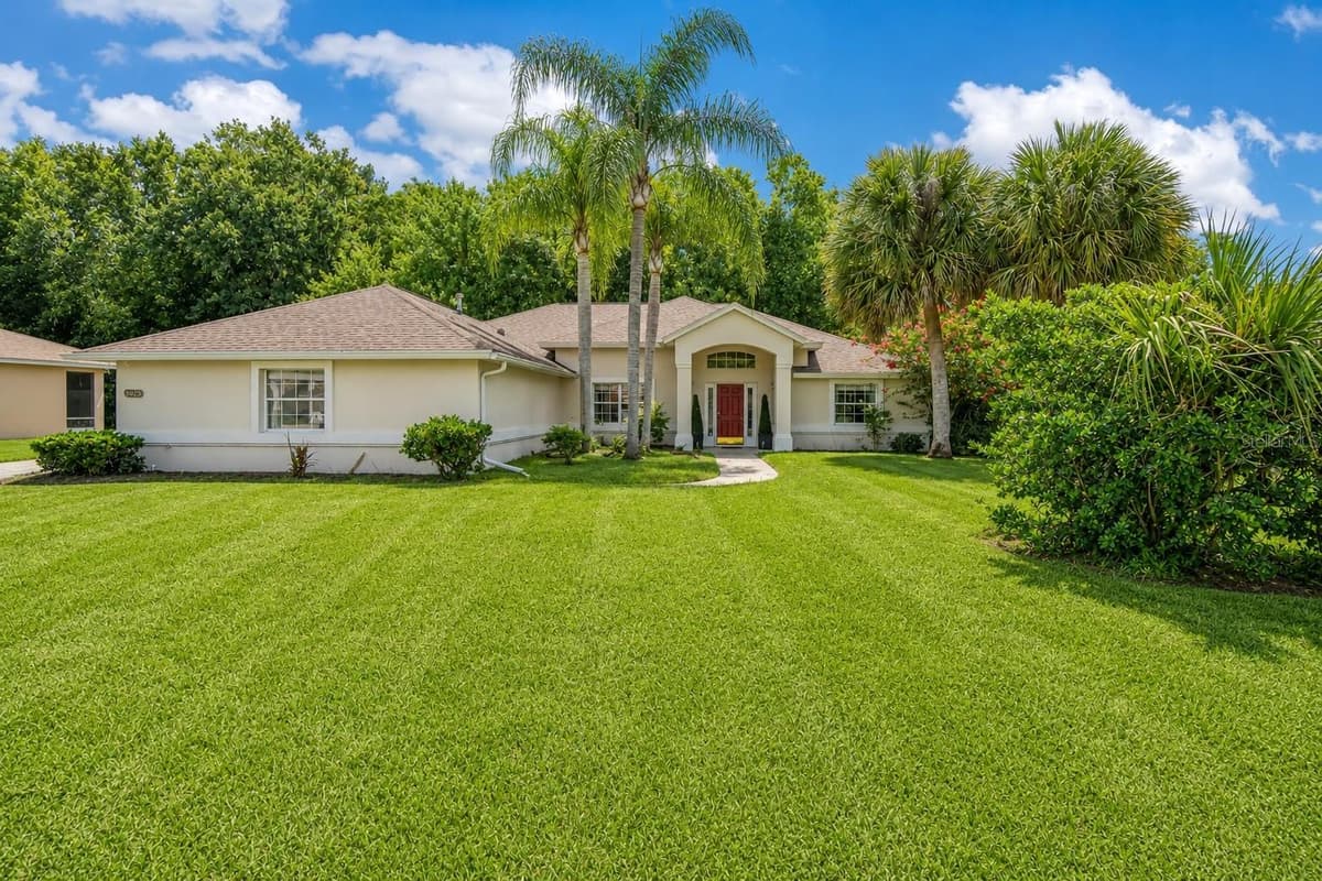 3739 SUNRISE OAKS DRIVE — photo 1 of 16