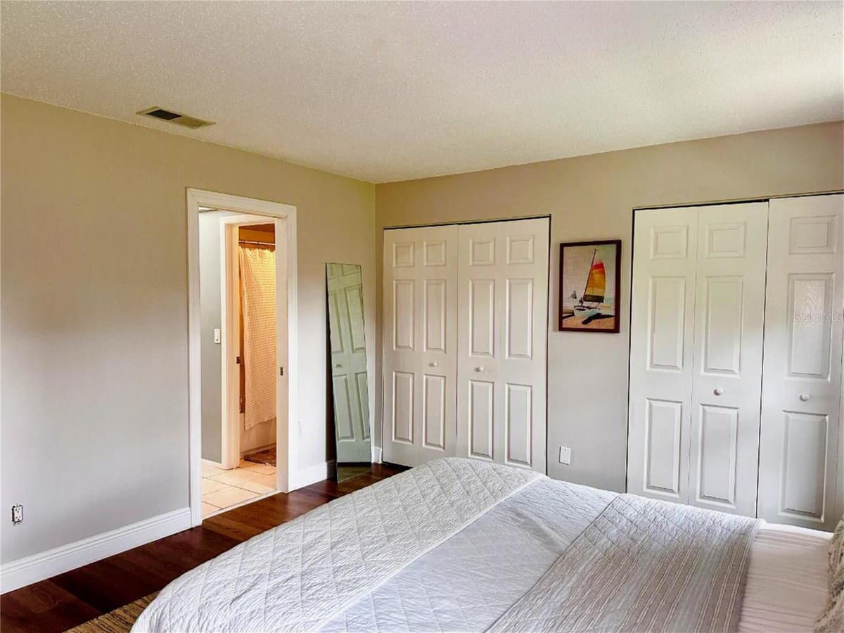 820 PARK LAKE CIRCLE — photo 17 of 32