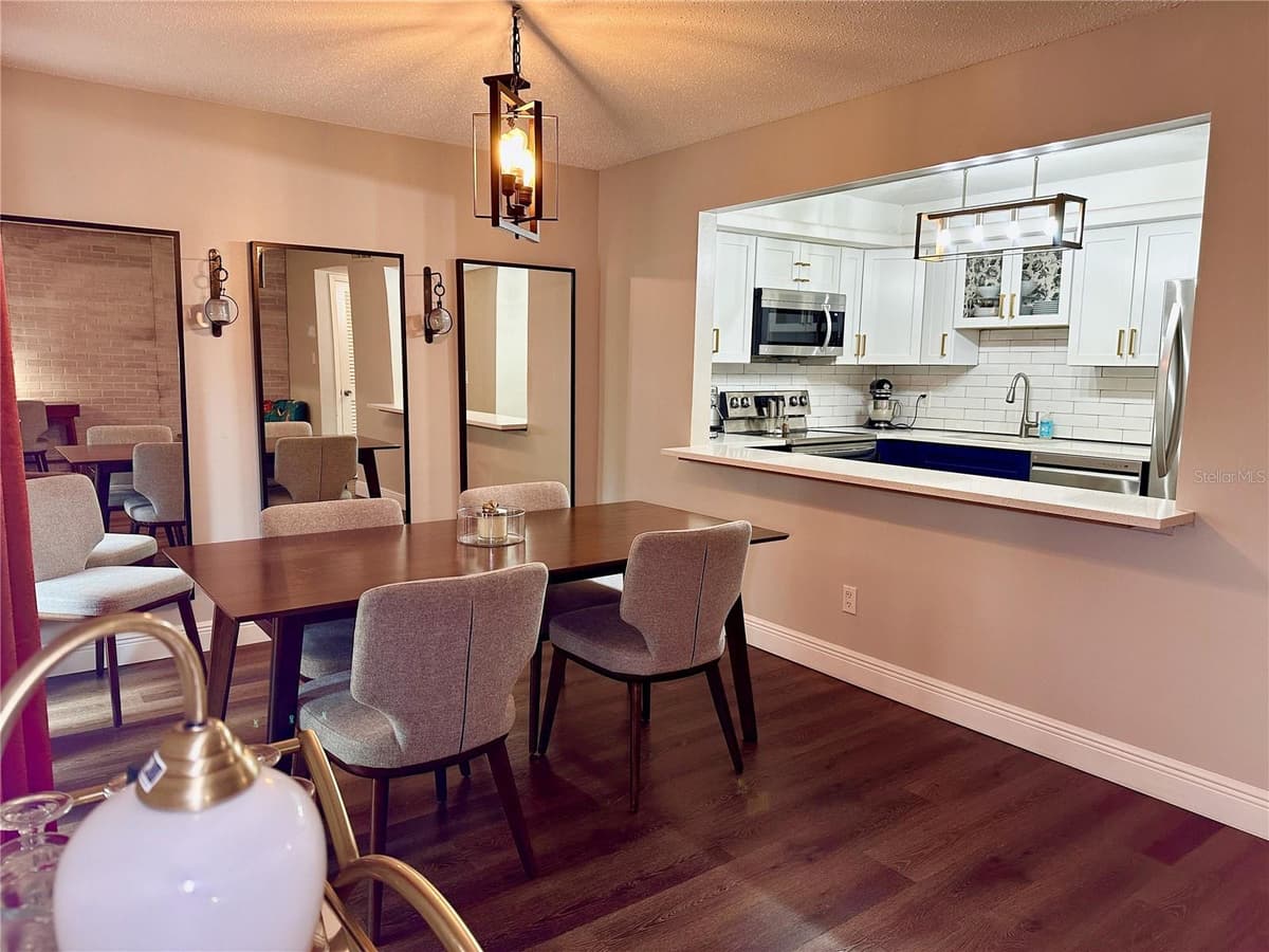 820 PARK LAKE CIRCLE — photo 12 of 32