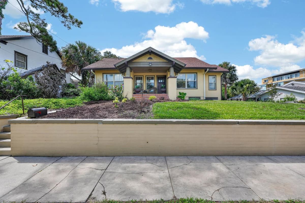 220 RIVERVIEW BOULEVARD — photo 37 of 44