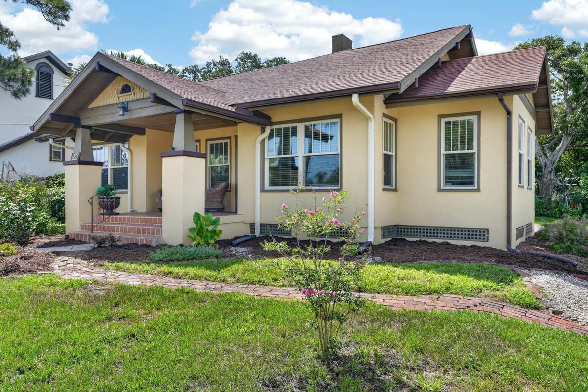 220 RIVERVIEW BOULEVARD — photo 38 of 44