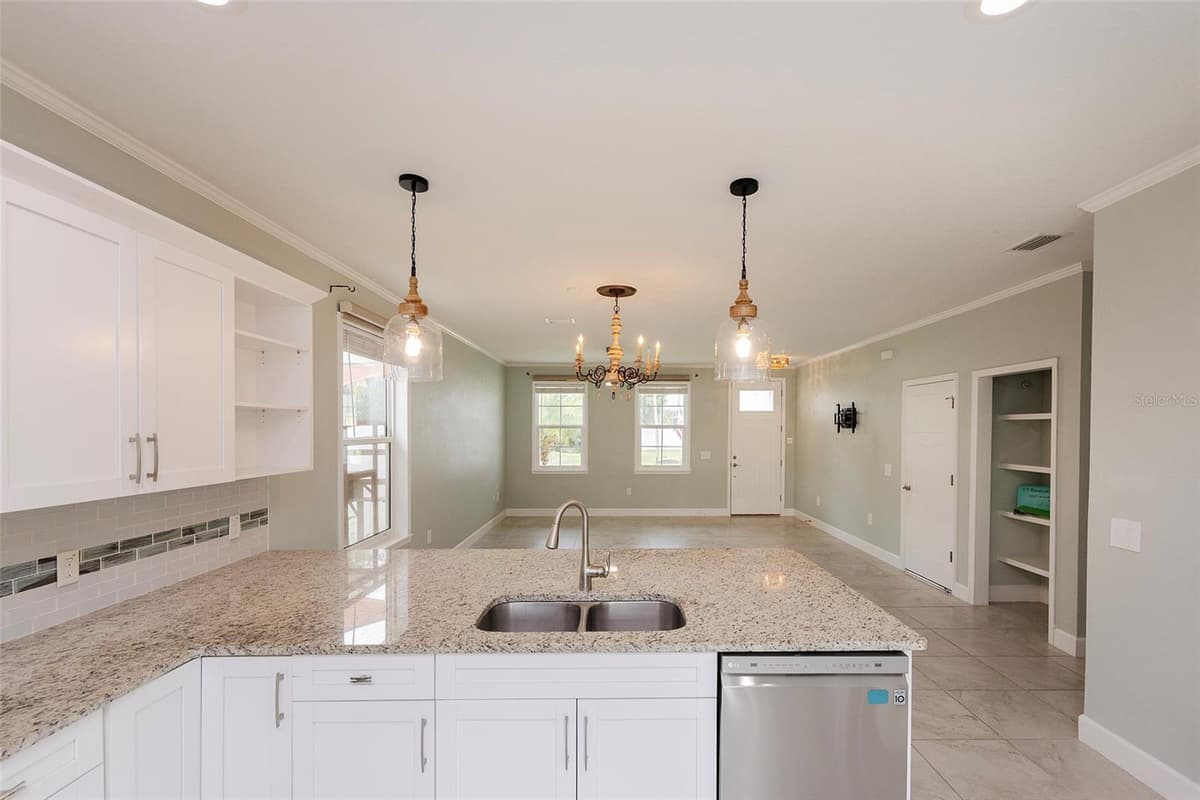 17 ROCKWELL LANE — photo 27 of 65