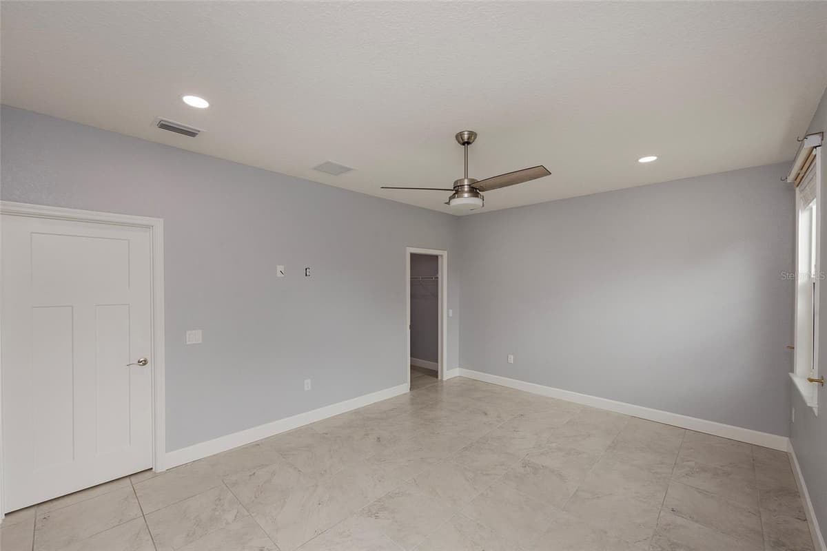 17 ROCKWELL LANE — photo 18 of 65