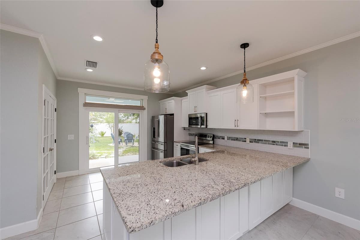 17 ROCKWELL LANE — photo 31 of 65
