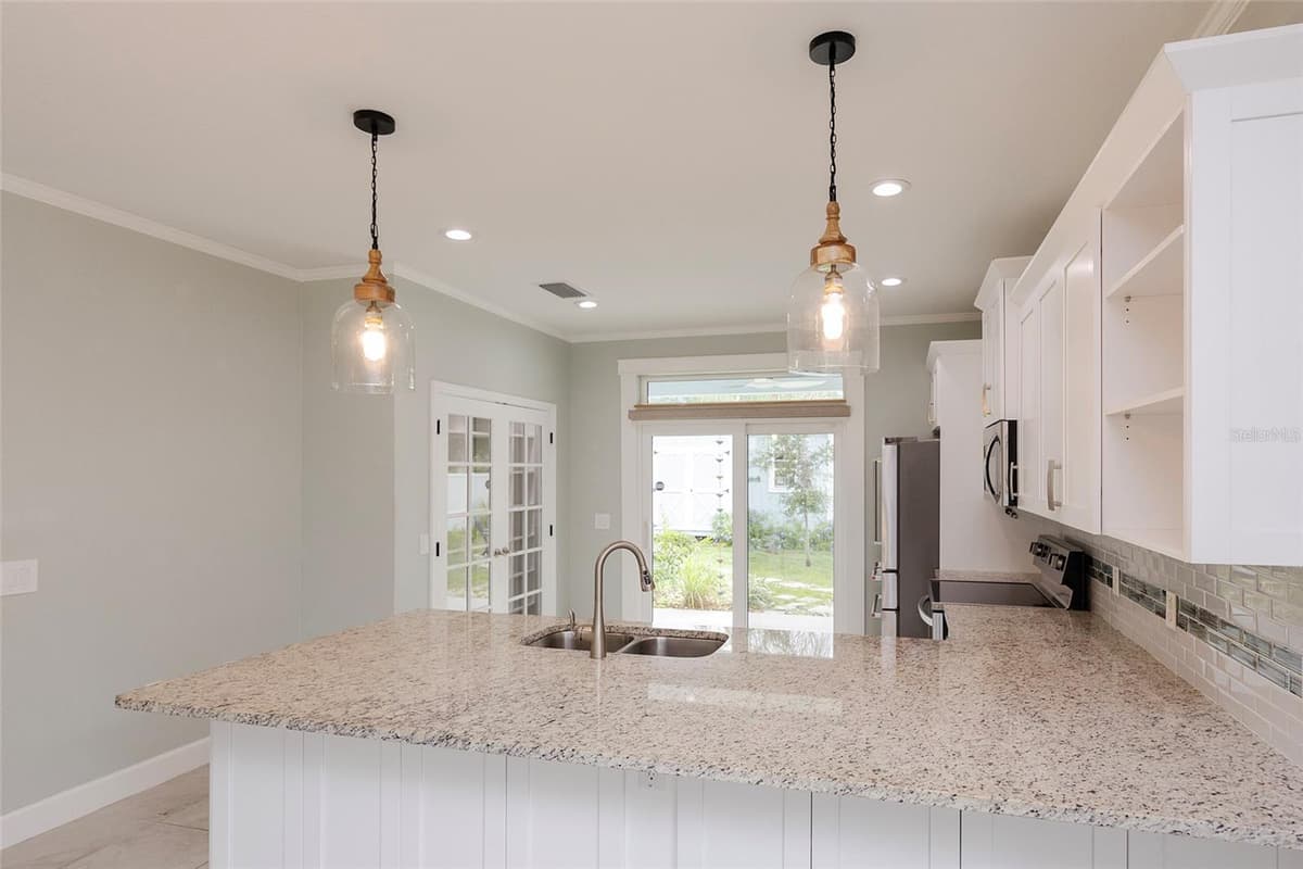 17 ROCKWELL LANE — photo 32 of 65