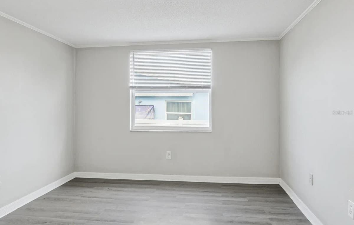 1018 OSPREY COURT — photo 6 of 11