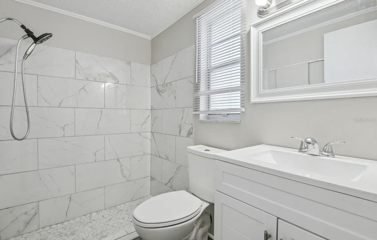1018 OSPREY COURT — photo 4 of 11