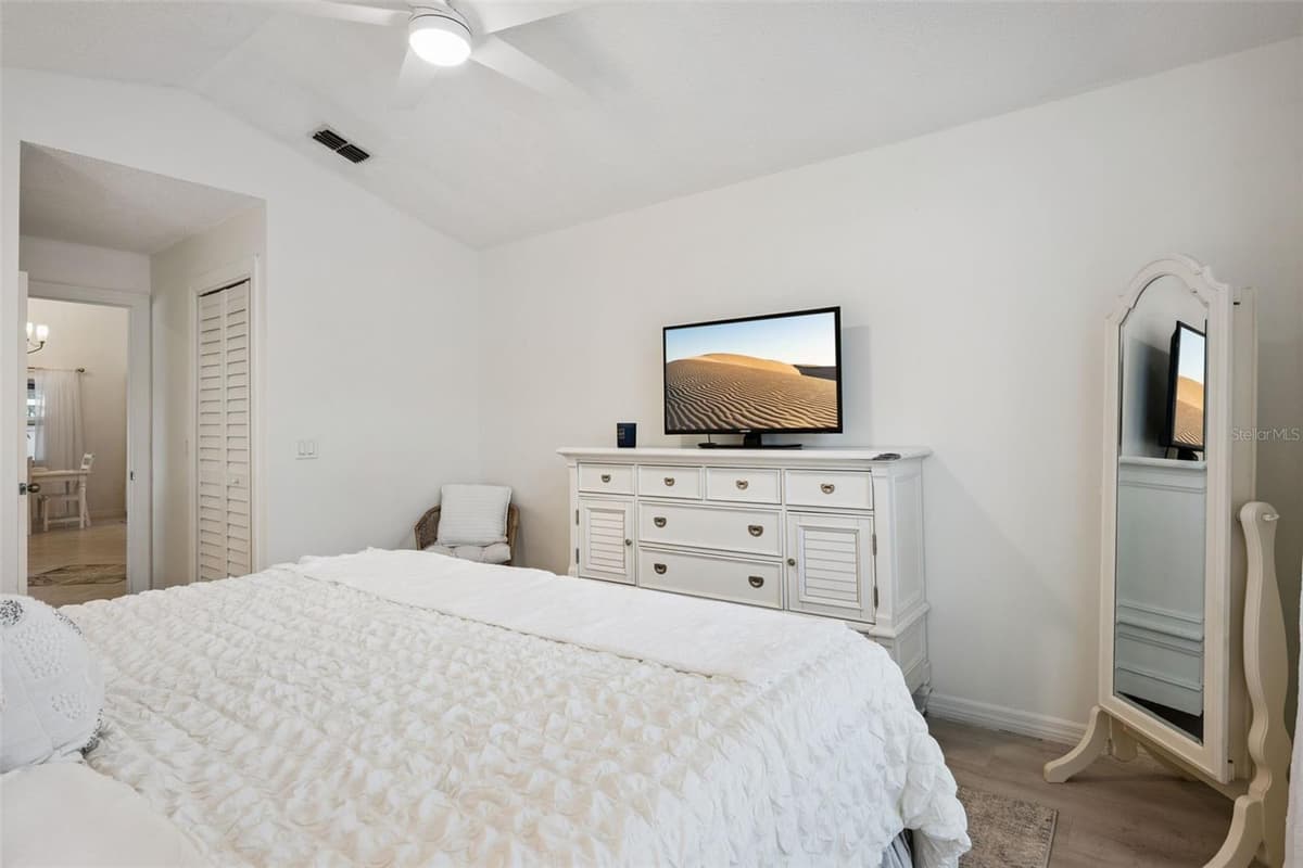 848 HEATHER GLEN CIRCLE — photo 13 of 32