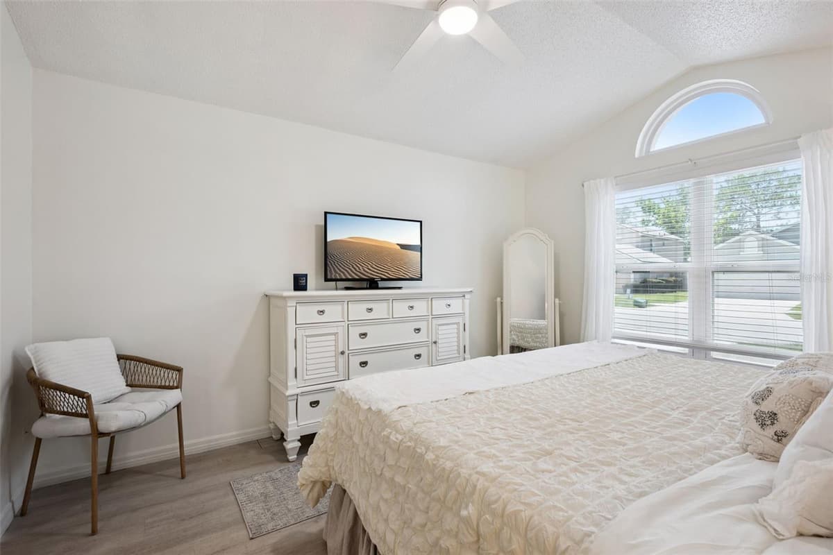 848 HEATHER GLEN CIRCLE — photo 12 of 32