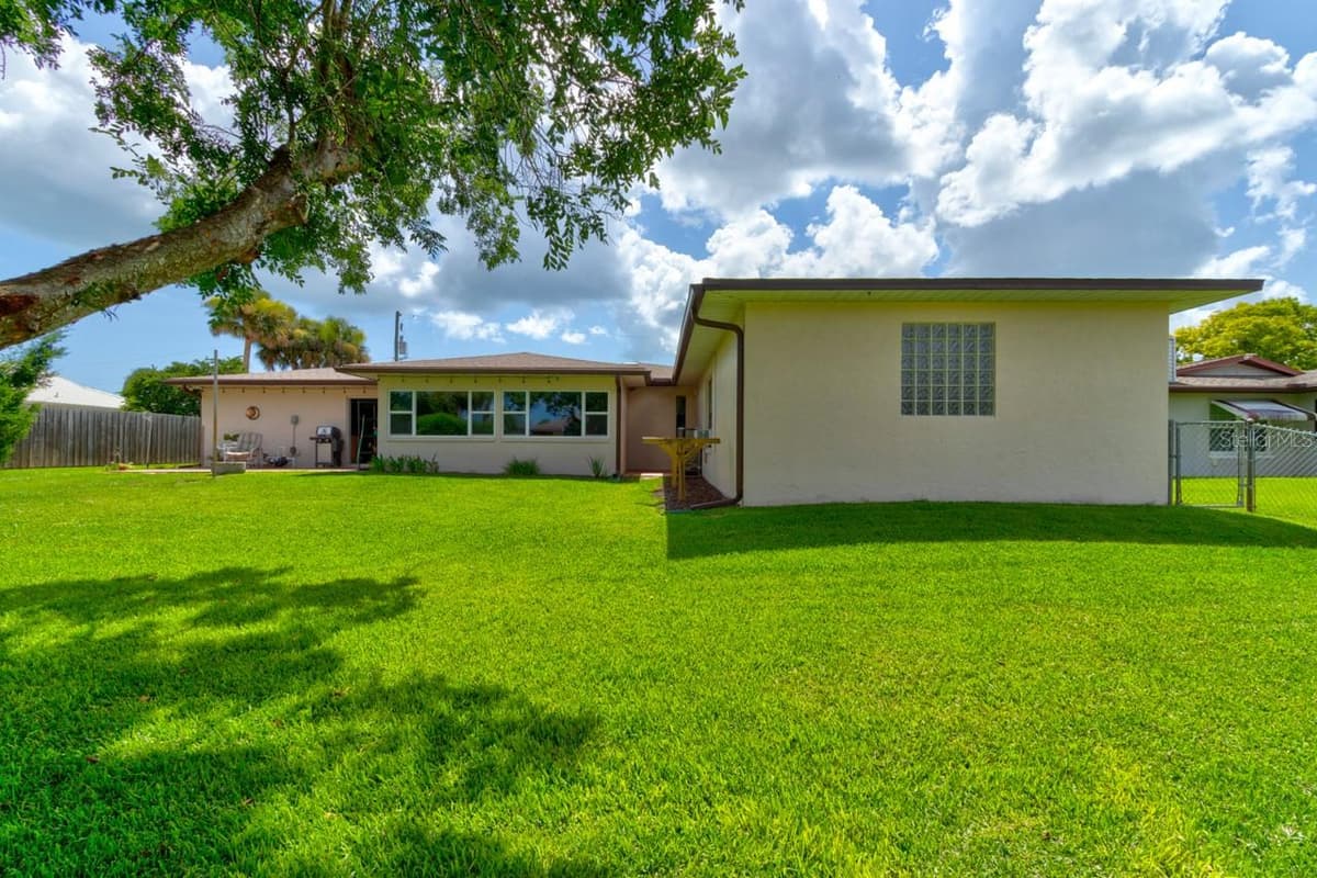 103 DEE STREET — photo 32 of 47