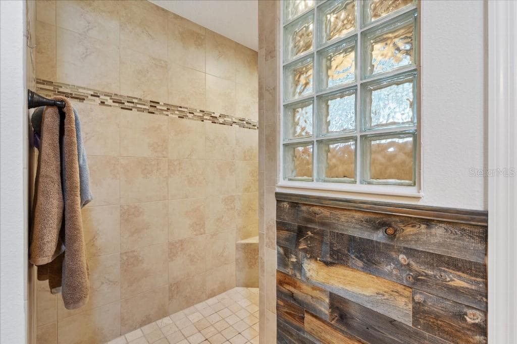 5581 PASSION FLOWER WAY — photo 16 of 37