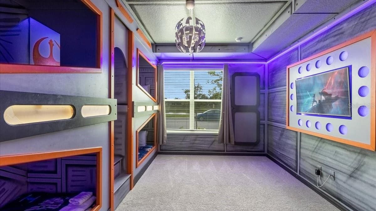 2089 TROPICAL PALMS CIRCLE — photo 68 of 85