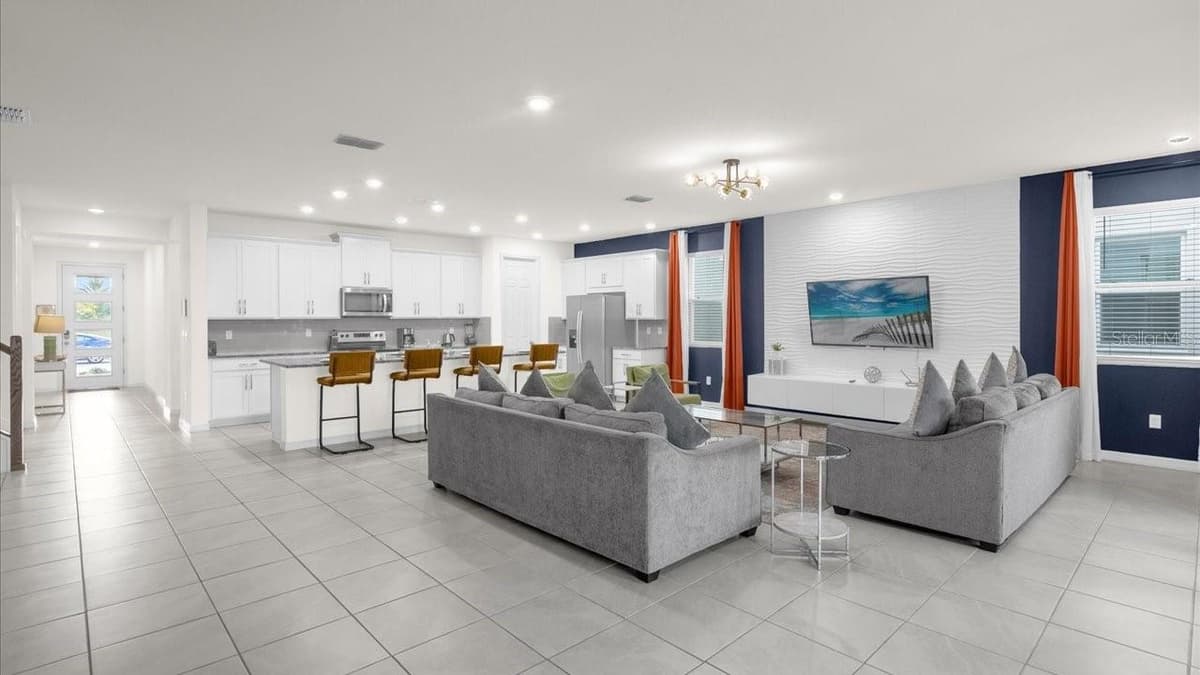 2089 TROPICAL PALMS CIRCLE — photo 9 of 85