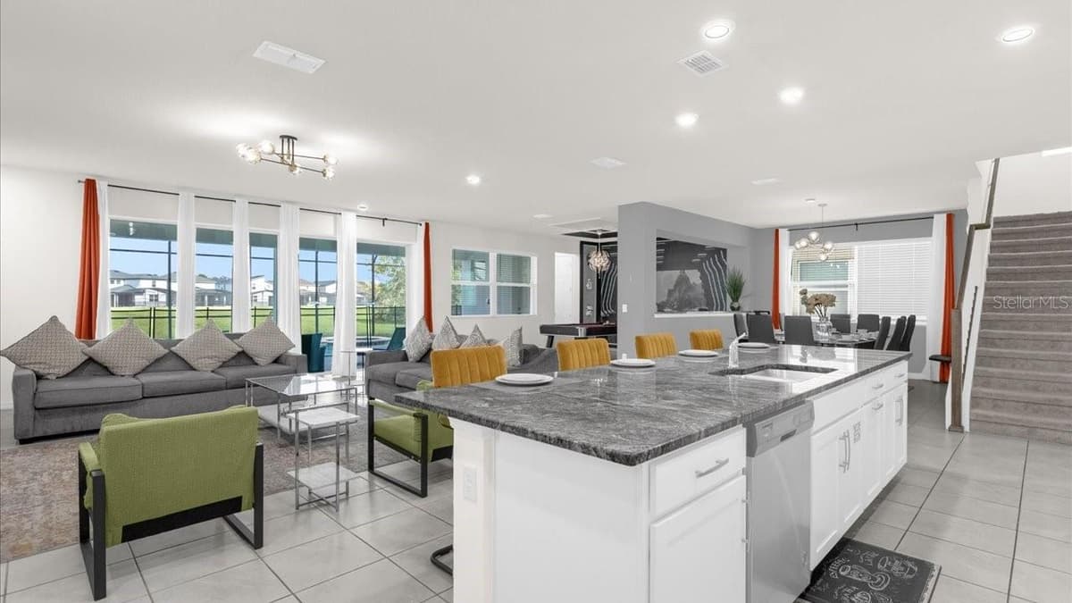 2089 TROPICAL PALMS CIRCLE — photo 13 of 85