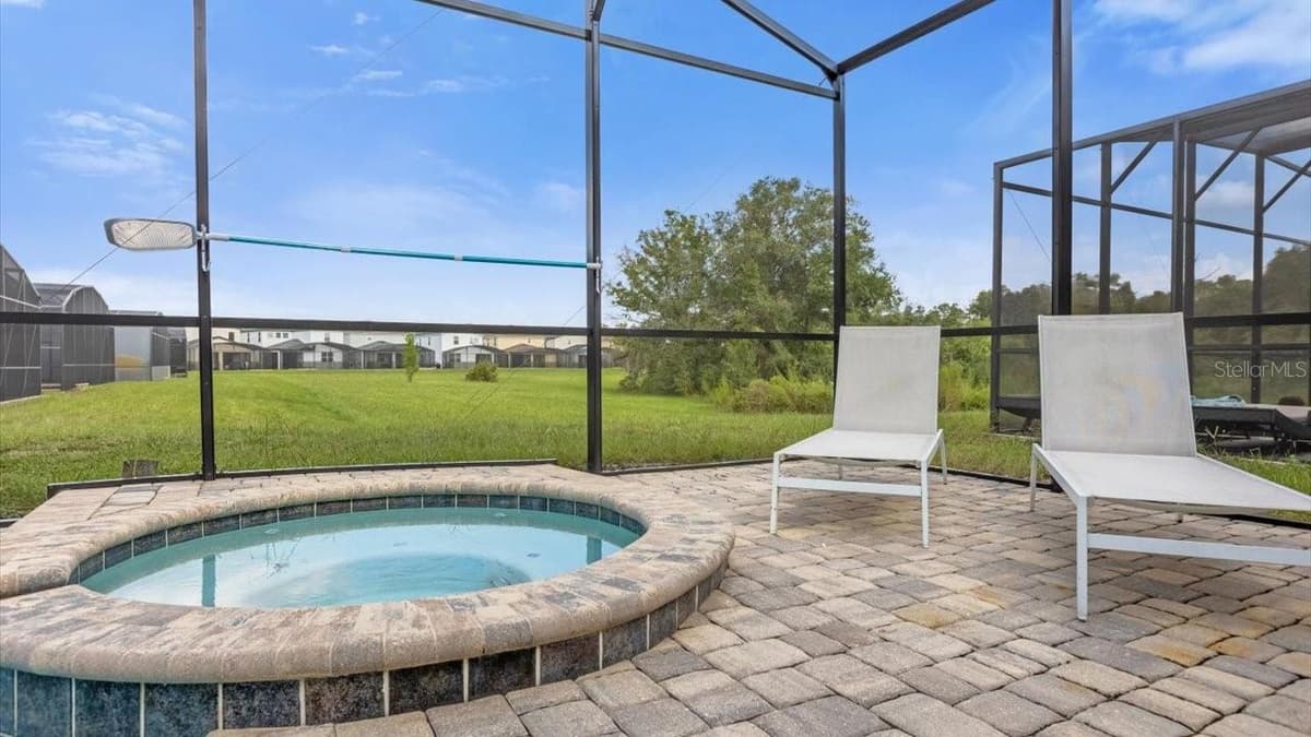 2089 TROPICAL PALMS CIRCLE — photo 8 of 85