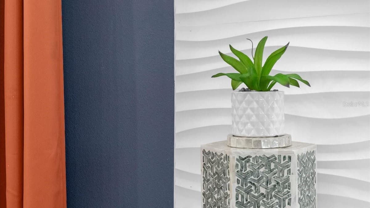 2089 TROPICAL PALMS CIRCLE — photo 72 of 85