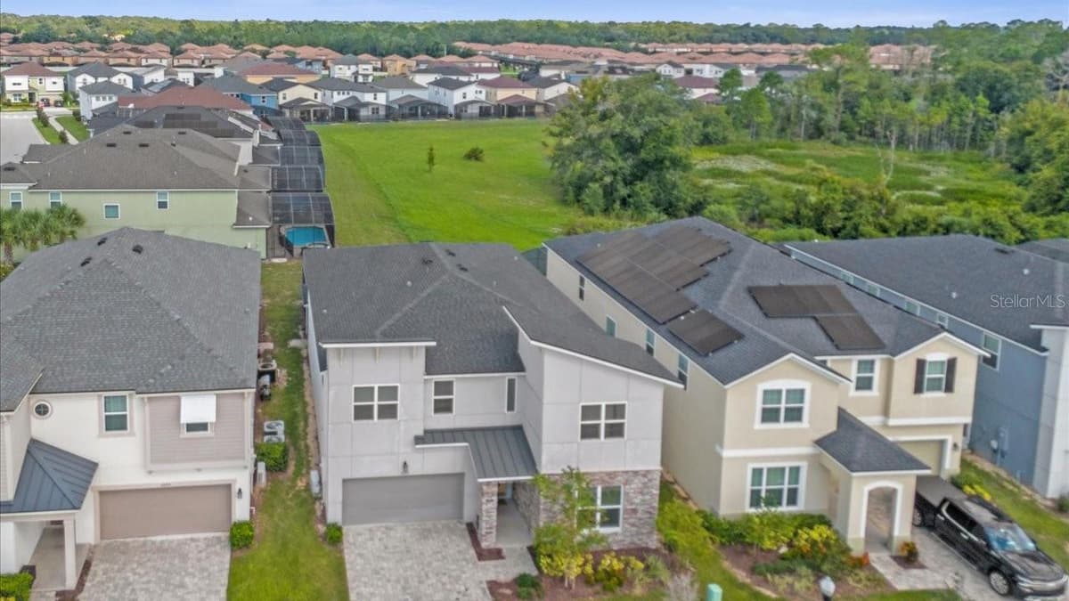 2089 TROPICAL PALMS CIRCLE — photo 3 of 85