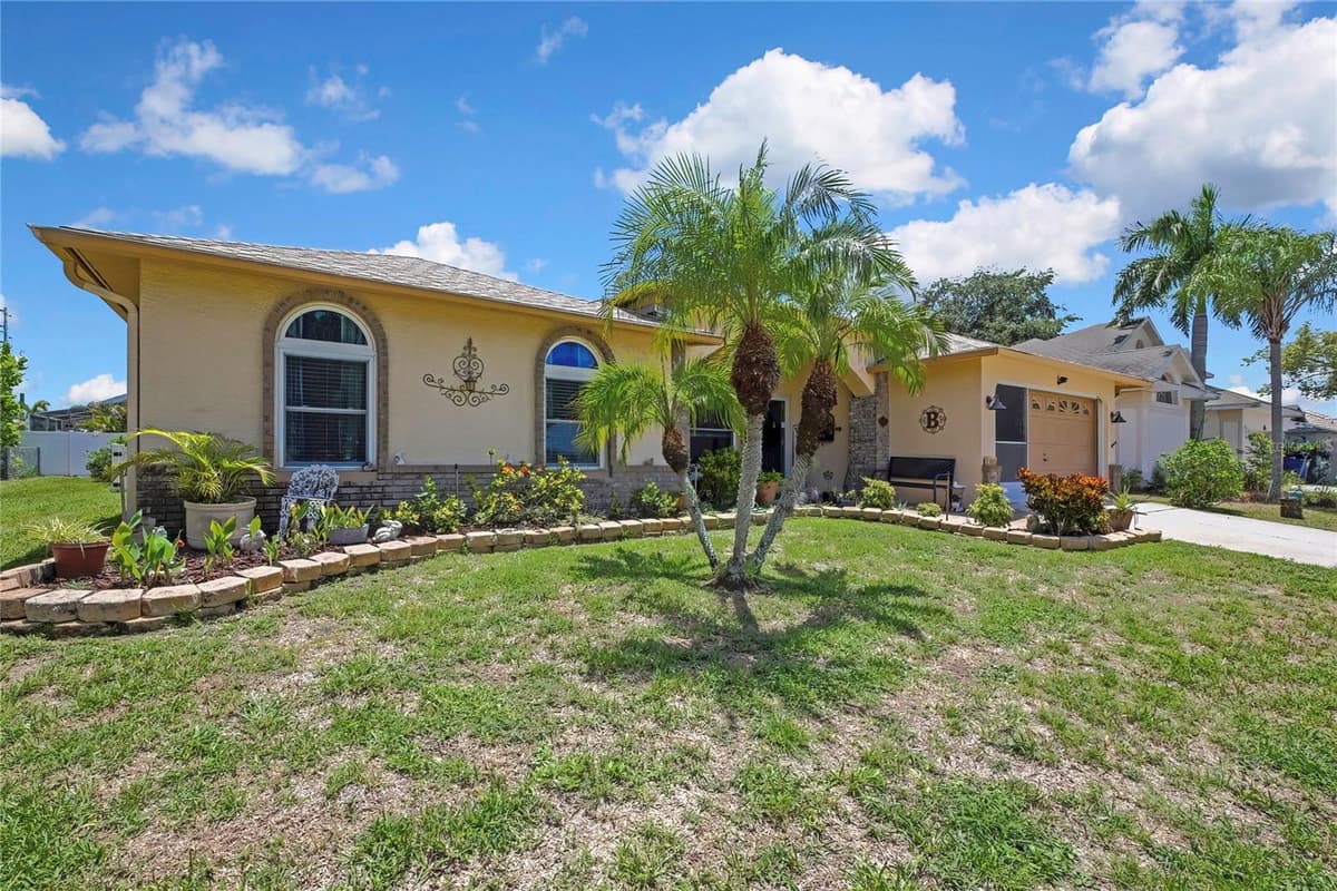 5426 LA PLATA DRIVE — photo 3 of 50