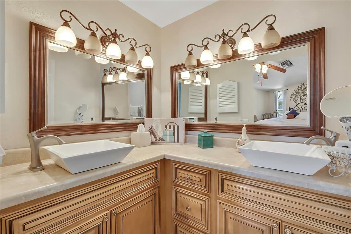 5426 LA PLATA DRIVE — photo 25 of 50