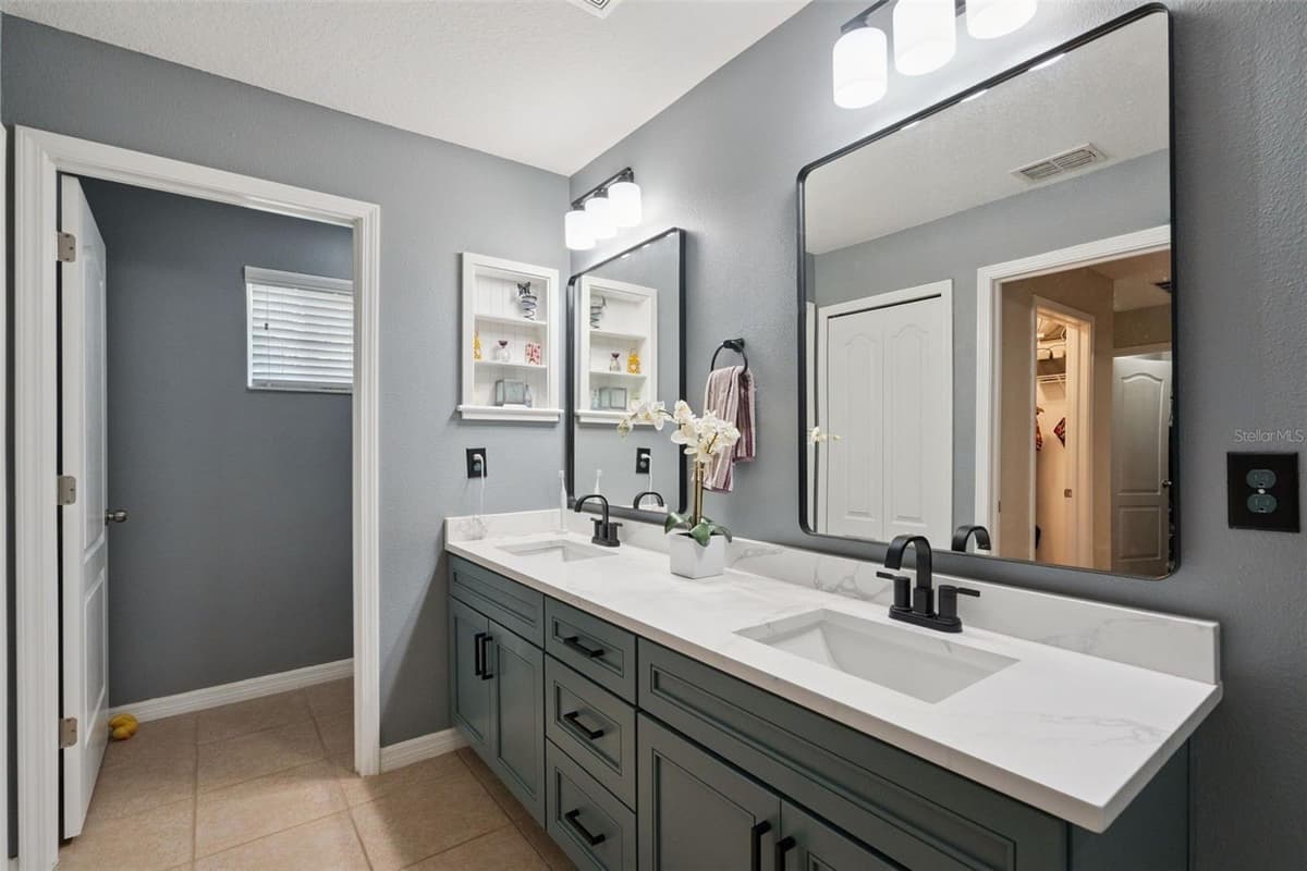 15514 CAMPDEN STREET — photo 15 of 29
