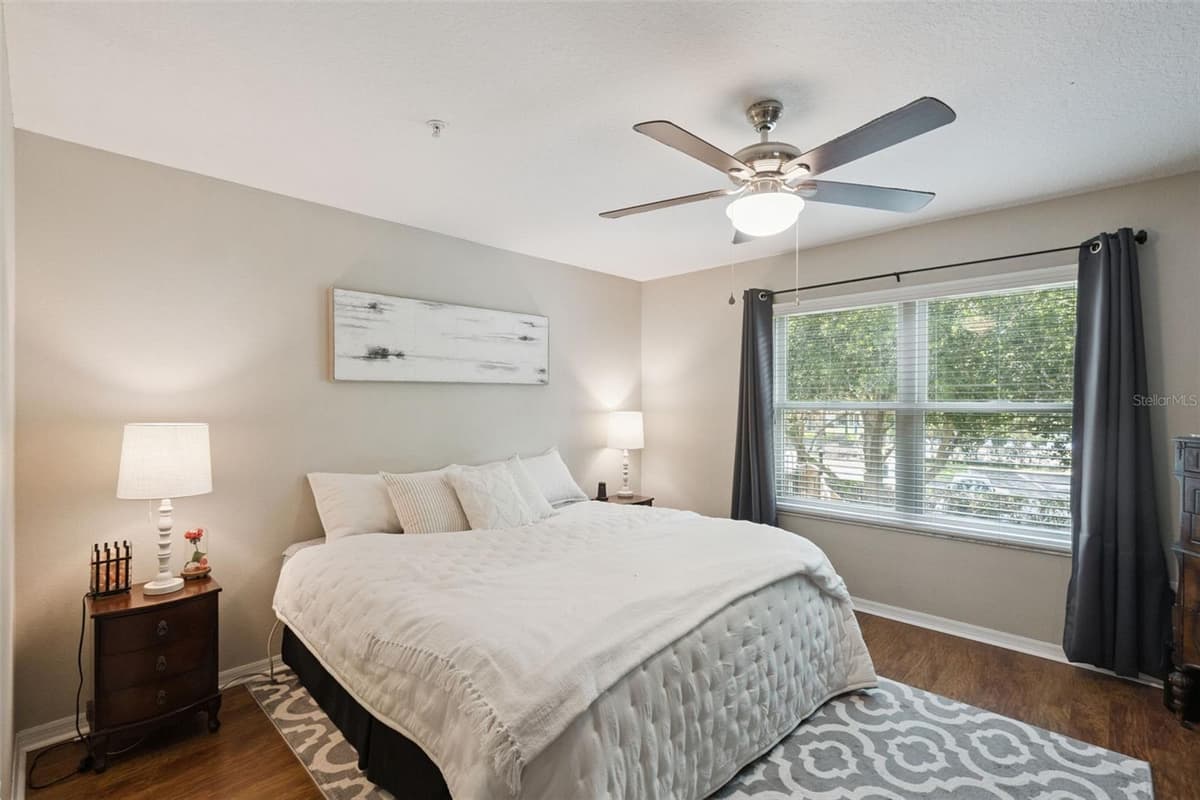 15514 CAMPDEN STREET — photo 13 of 29