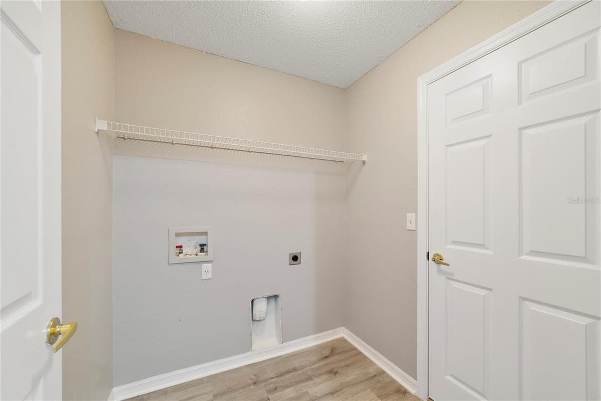 437 JAY COURT — photo 14 of 25