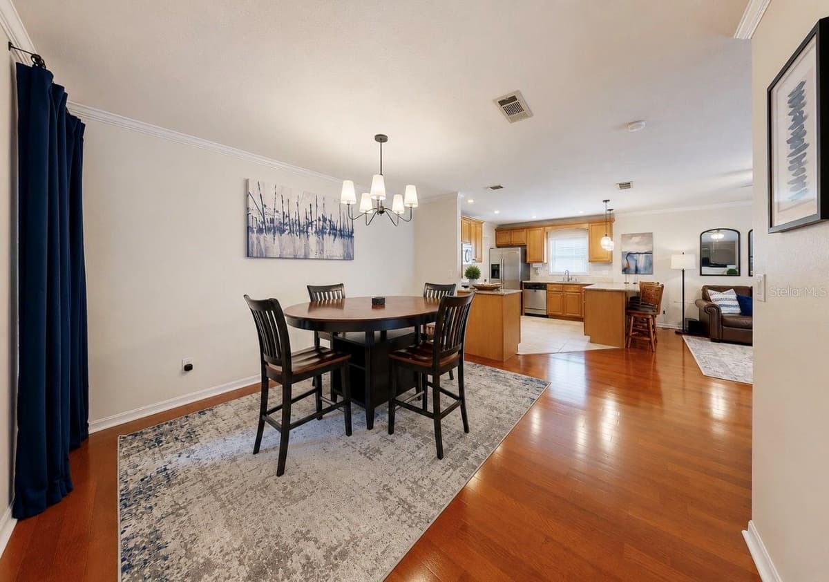 1005 HIGHGROVE COURT — photo 10 of 36