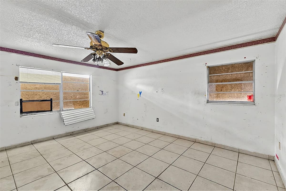 4830 COCO PALM DRIVE — photo 15 of 26