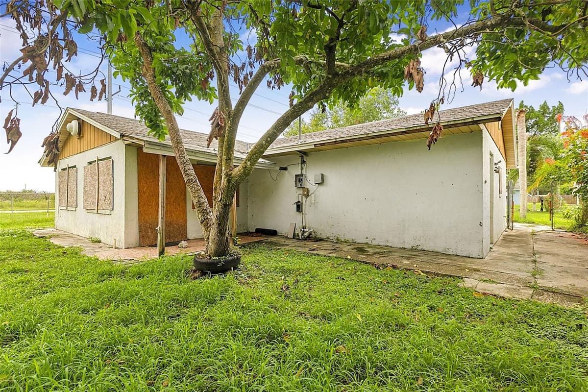 4830 COCO PALM DRIVE — photo 24 of 26