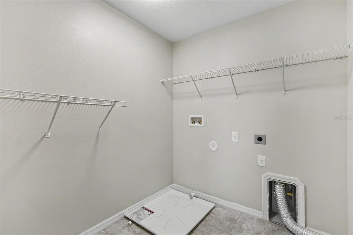21087 PLEASANT PLAINS PARKWAY — photo 25 of 26
