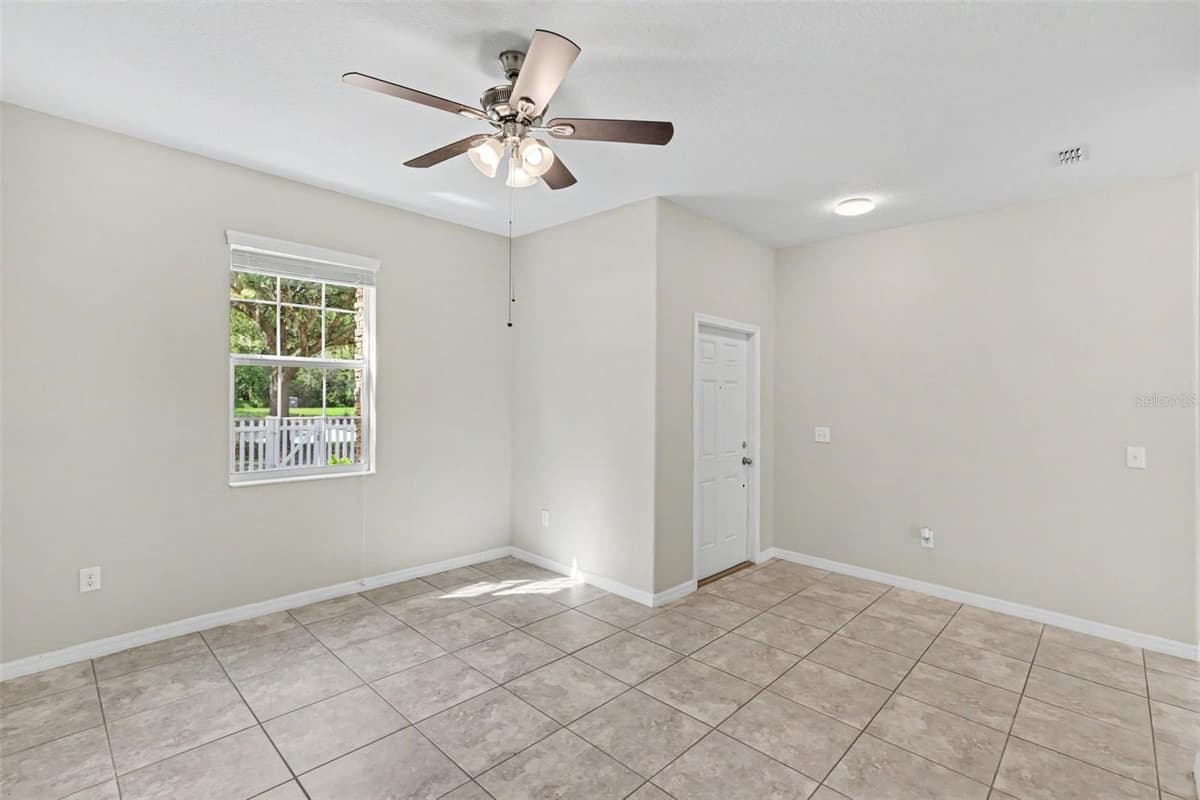 21087 PLEASANT PLAINS PARKWAY — photo 6 of 26