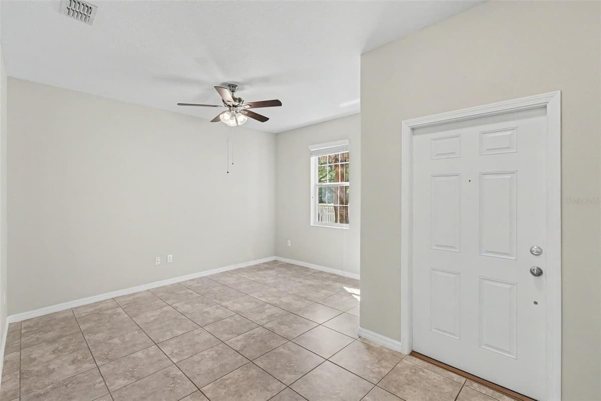 21087 PLEASANT PLAINS PARKWAY — photo 7 of 26