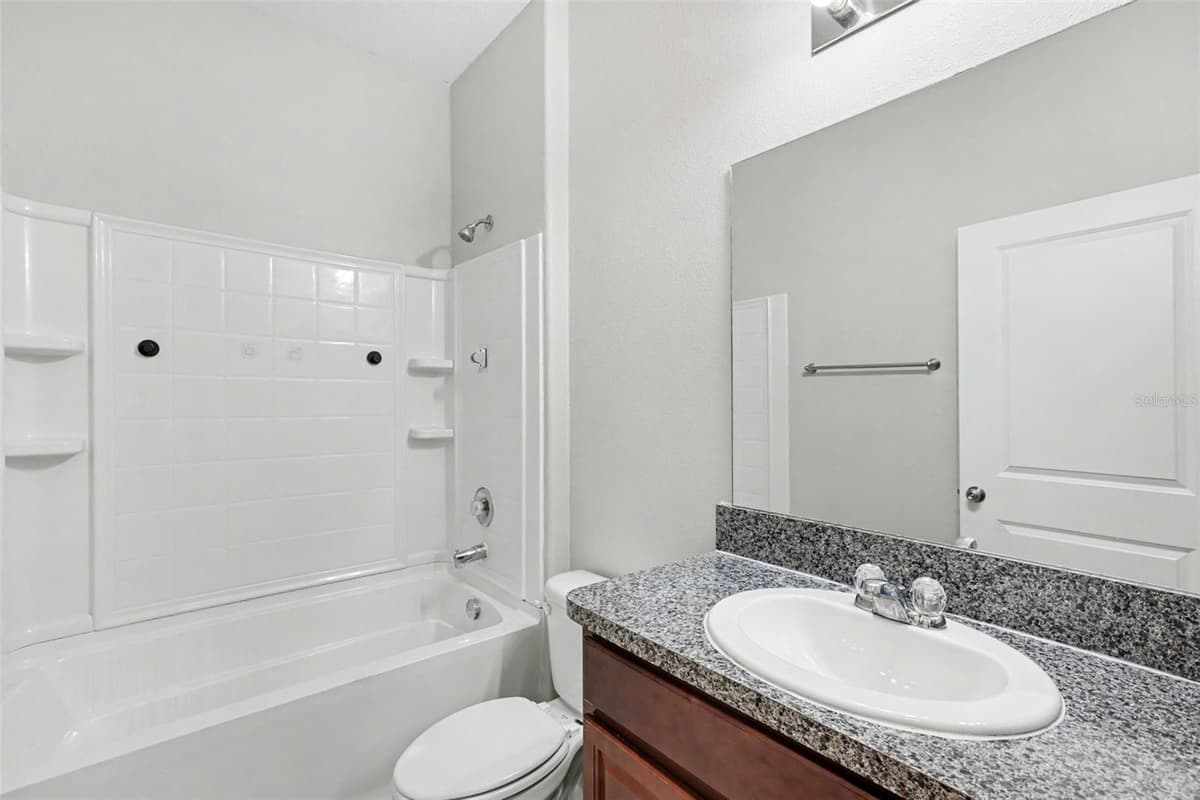 21087 PLEASANT PLAINS PARKWAY — photo 12 of 26