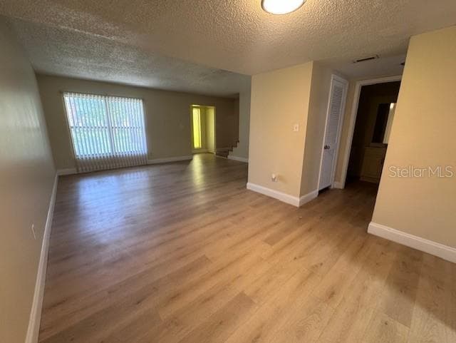 916 PARK LAKE CIRCLE — photo 5 of 18
