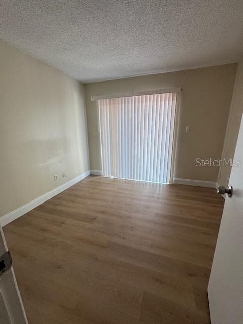 916 PARK LAKE CIRCLE — photo 11 of 18